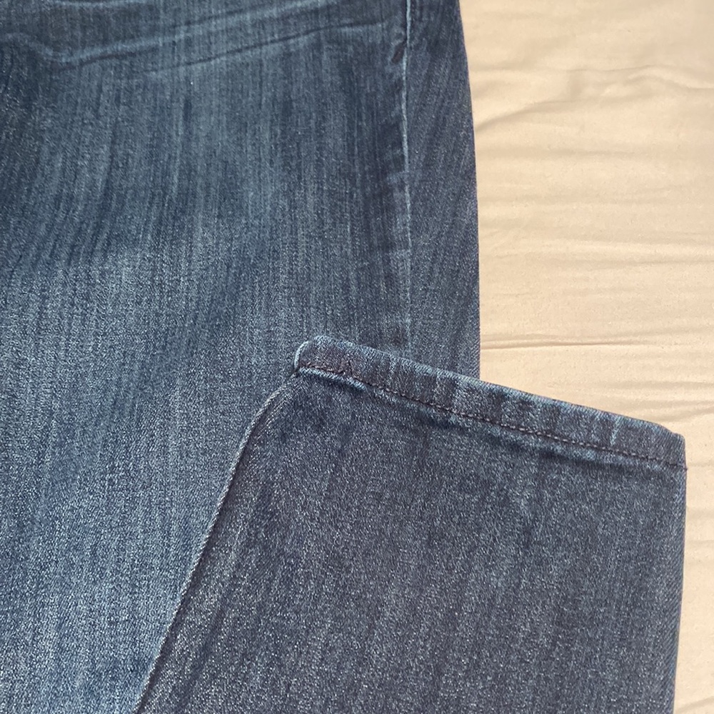 Express Jeggings - Picture 2 of 4